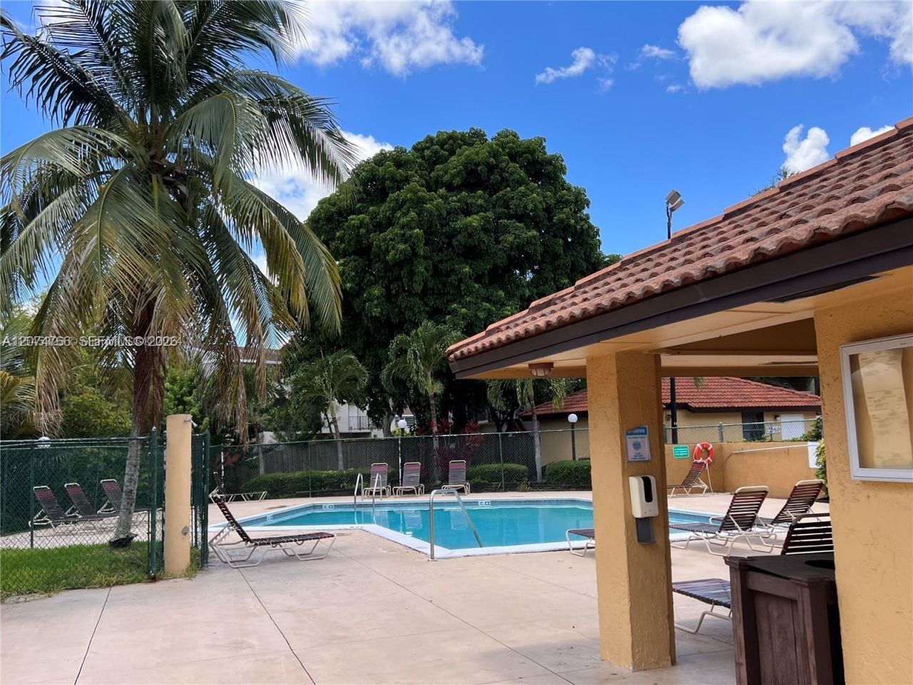 15600 SW 80th St , Unit L-102, Miami, FL 33193 Photo