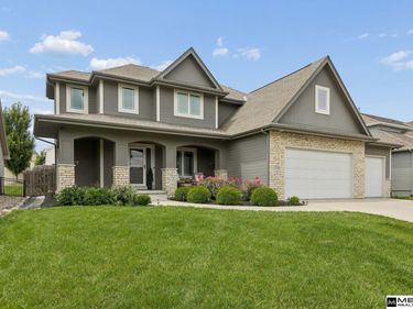 2726 N 189 Street, Omaha, NE 68022