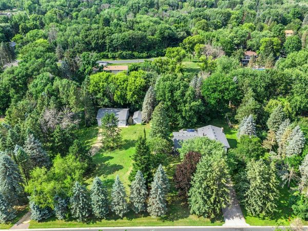 8254 38th Street N, Lake Elmo, MN 55042