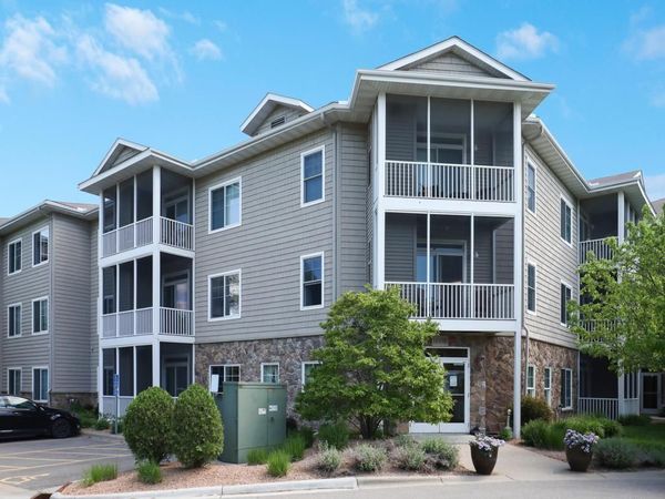 110696 Village Road, Unit 119, Chaska, MN 55318