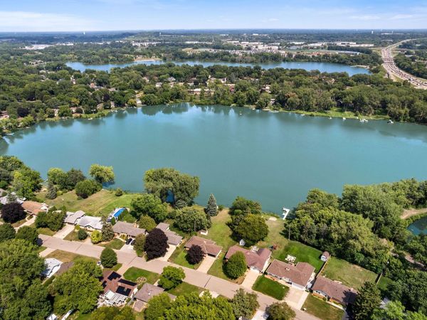 1115 Pike Lake Drive, New Brighton, MN 55112