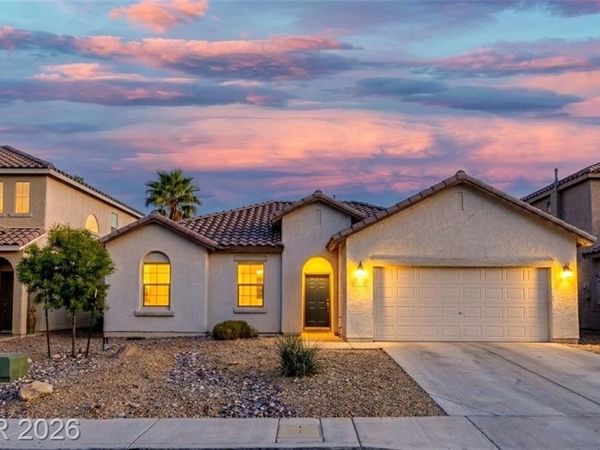 5319 Crestpoint Watch Court, North Las Vegas, NV 89031