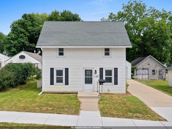 407 HAMBURG STREET, Ripon, WI 54971