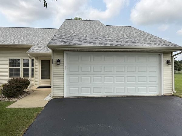 569 E Slifer Street, Unit 2, Portage, WI 53901