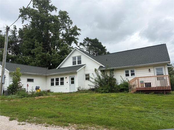 4400 Nursery Road, Cedar Rapids, IA 52404