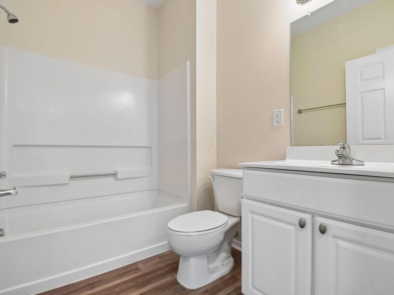 5880 Hickory Brook Way, Columbus, OH 43213 Photo 15