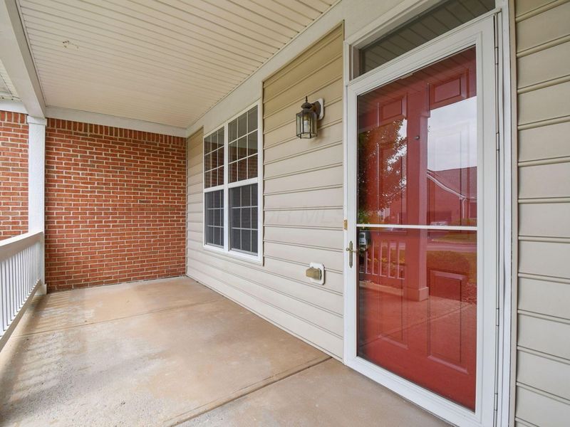 5880 Hickory Brook Way, Columbus, OH 43213 Photo 3