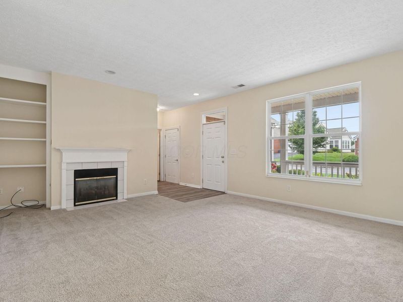 5880 Hickory Brook Way, Columbus, OH 43213 Photo 5