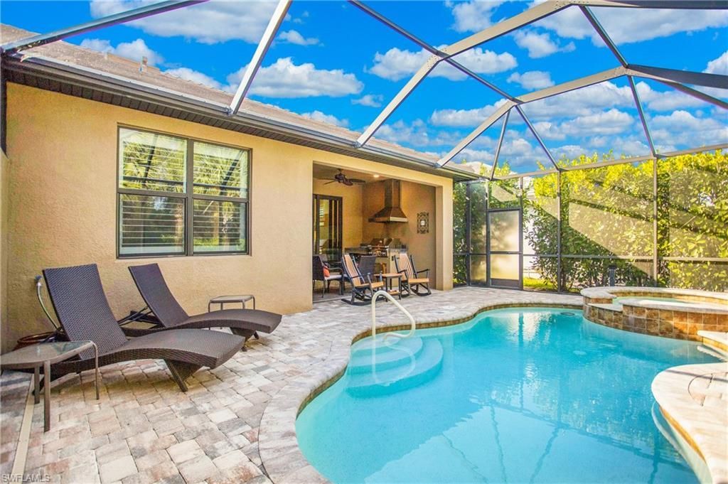 7674 Jacaranda Ln, Naples, FL 34114 Photo