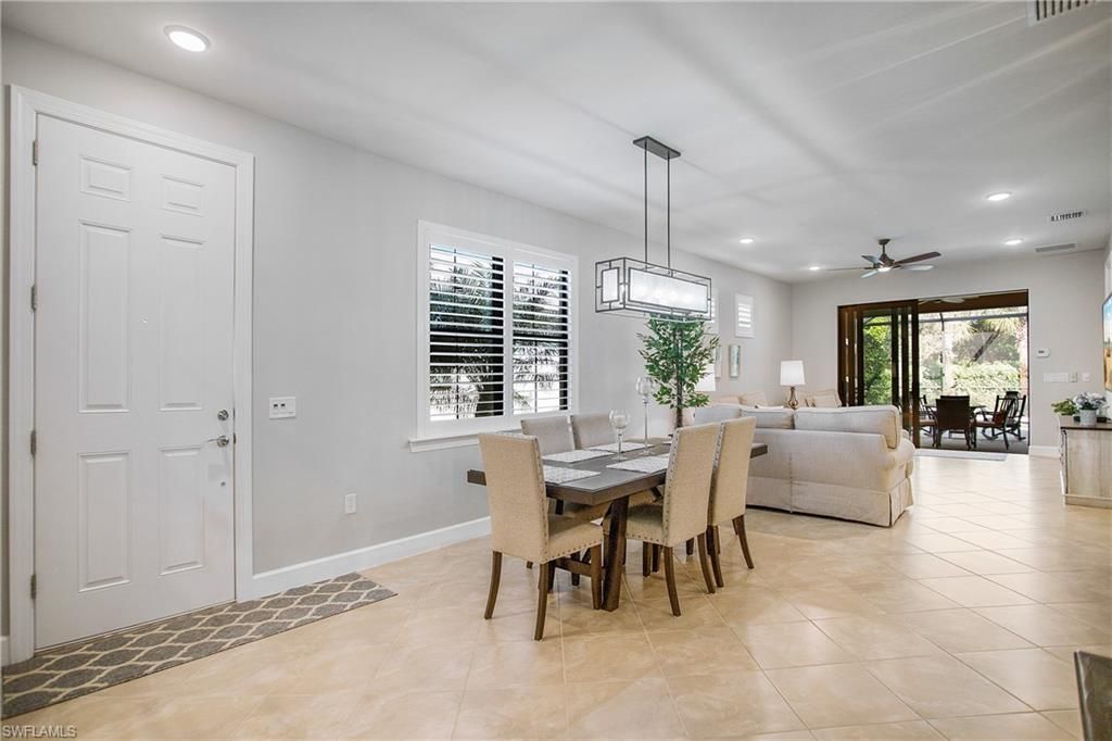 7674 Jacaranda Ln, Naples, FL 34114 Photo
