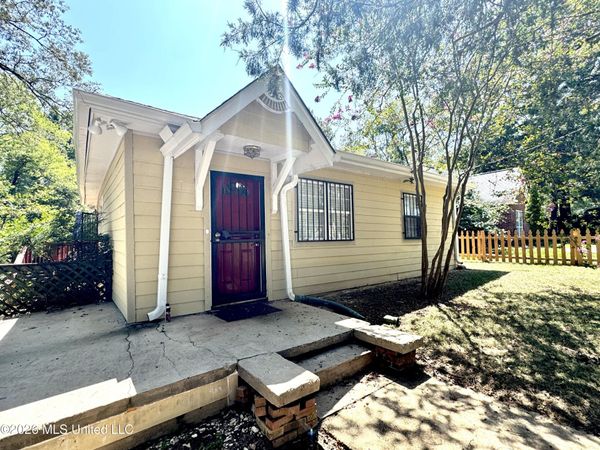 511 Mccluer Road, Jackson, MS 39212