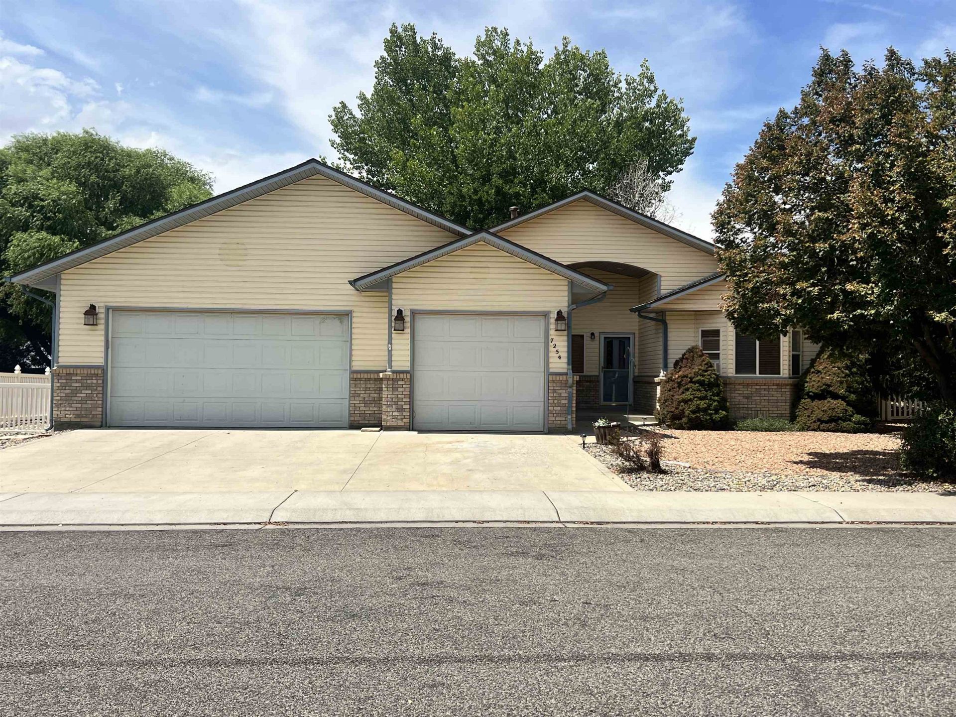 725 1/2 Monument View Drive , Grand Junction, CO 81505 Main Photo