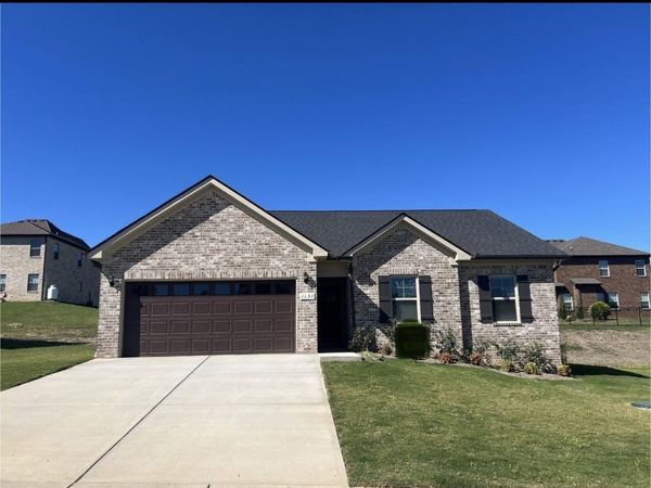 1268 Amber Hills Drive , Ashland City, TN 37015