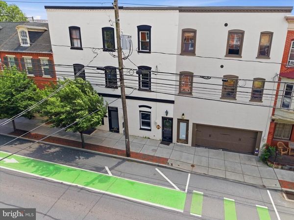 16 E WALNUT STREET , LANCASTER, PA 17602