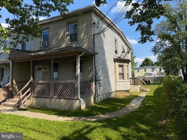 1002 W FRONT STREET, FLORENCE, NJ 08518