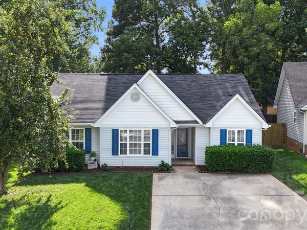 5906 Meadow Hill Drive , Charlotte, NC 28212
