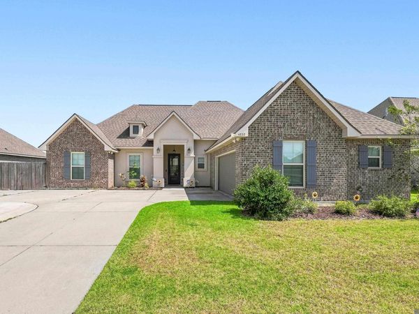 4832 Longwood Dr, Addis, LA 70710