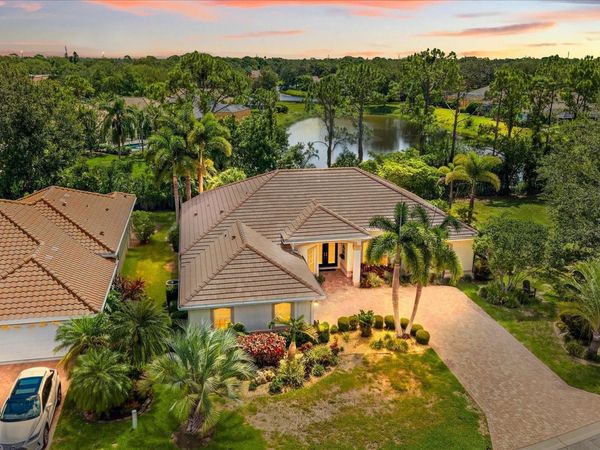 7213 SOUTHGATE COURT , SARASOTA, FL 34243