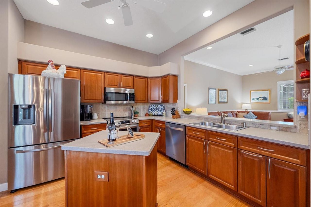 7213 Southgate Court, Sarasota, FL 34243 Photo