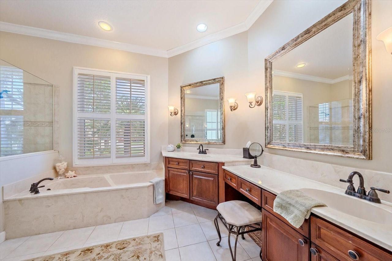 7213 Southgate Court, Sarasota, FL 34243 Photo