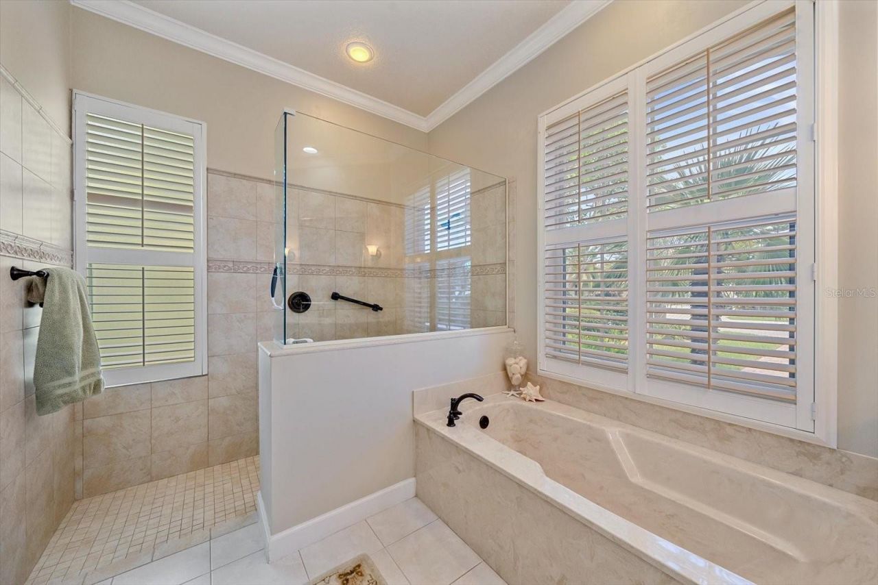 7213 Southgate Court, Sarasota, FL 34243 Photo