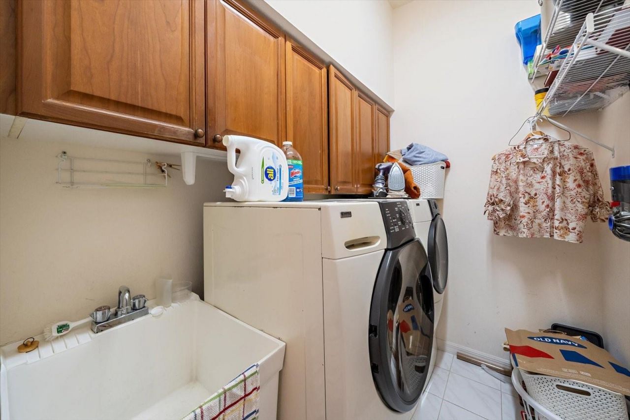 7213 Southgate Court, Sarasota, FL 34243 Photo
