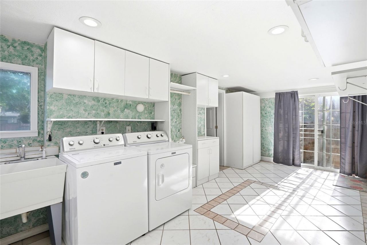 3620 Burlington Avenue N, Saint Petersburg, FL 33713 Photo