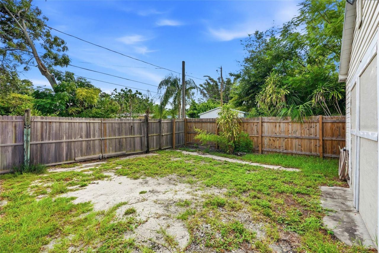 3620 Burlington Avenue N, Saint Petersburg, FL 33713 Photo