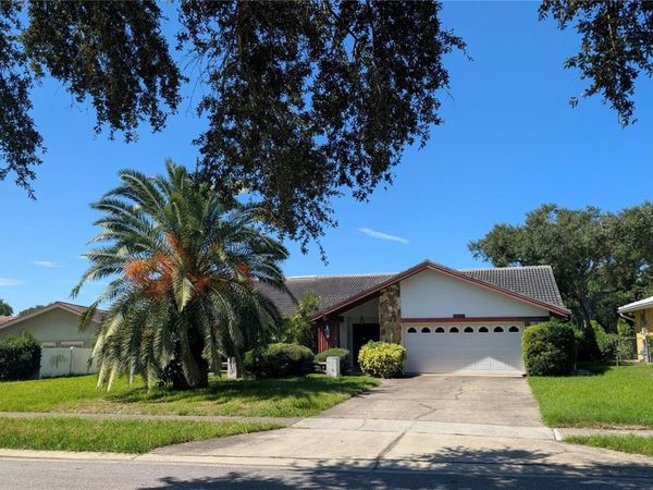 7006 120TH STREET, SEMINOLE, FL 33772