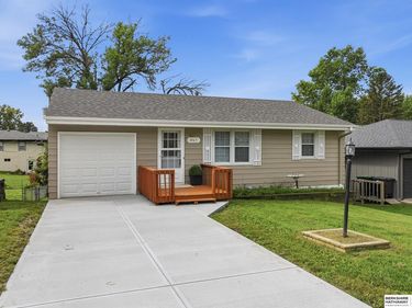 4465 Dayton Street, Omaha, NE 68107