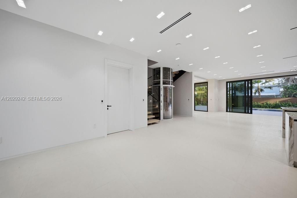 3318 NE 16th Place, Fort Lauderdale, FL 33305 Photo