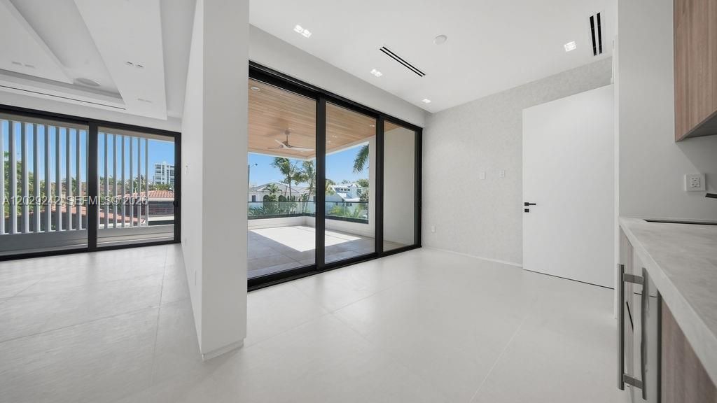 3318 NE 16th Place, Fort Lauderdale, FL 33305 Photo