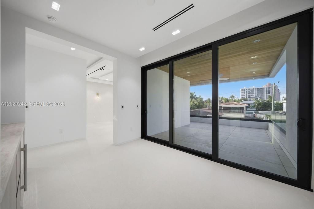 3318 NE 16th Place, Fort Lauderdale, FL 33305 Photo