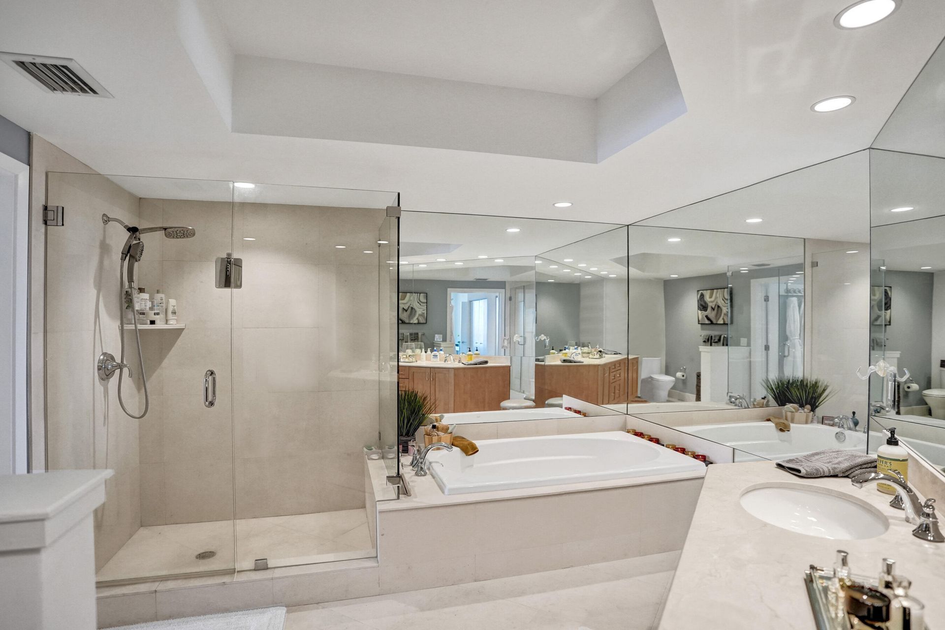 2831 N Ocean Boulevard, Unit 1108 N, Fort Lauderdale, FL 33308 Photo