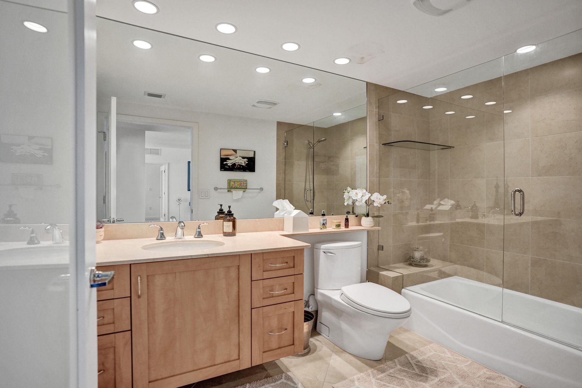 2831 N Ocean Boulevard, Unit 1108 N, Fort Lauderdale, FL 33308 Photo