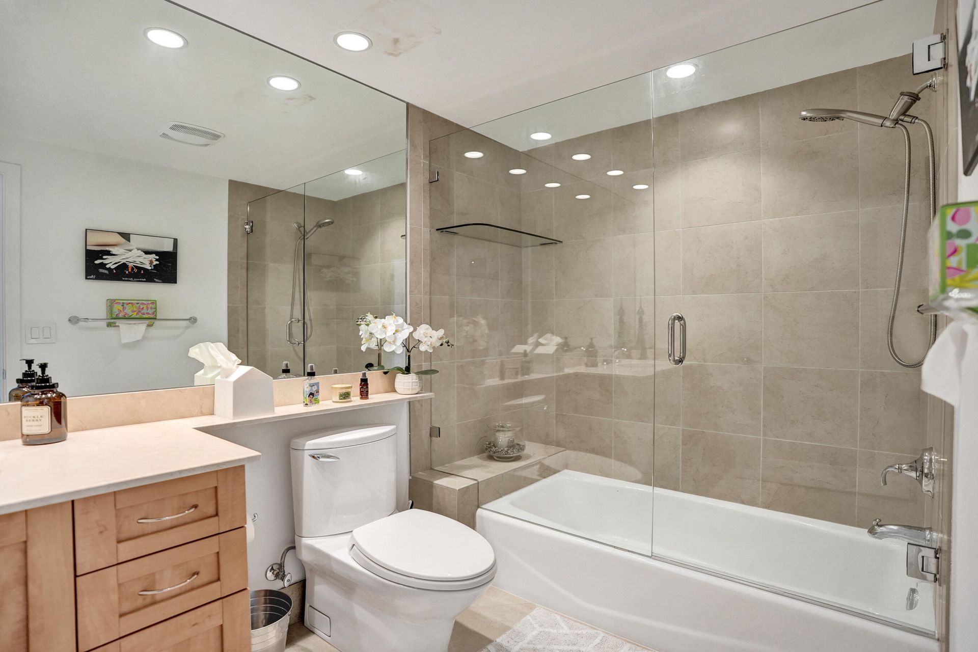 2831 N Ocean Boulevard, Unit 1108 N, Fort Lauderdale, FL 33308 Photo