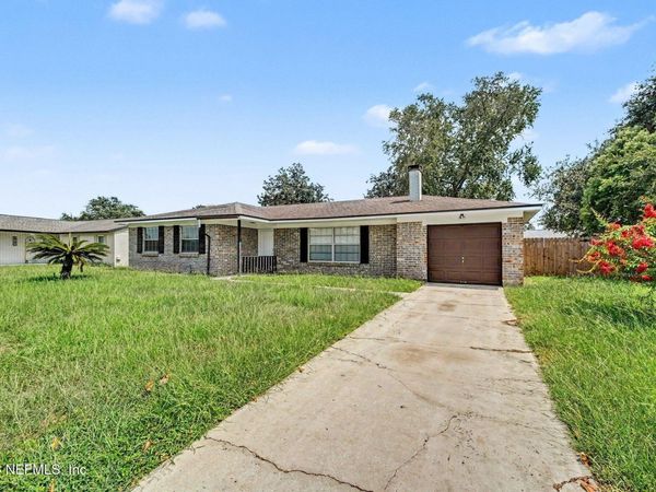 1741 LAURA ANN Lane, Orange Park, FL 32073