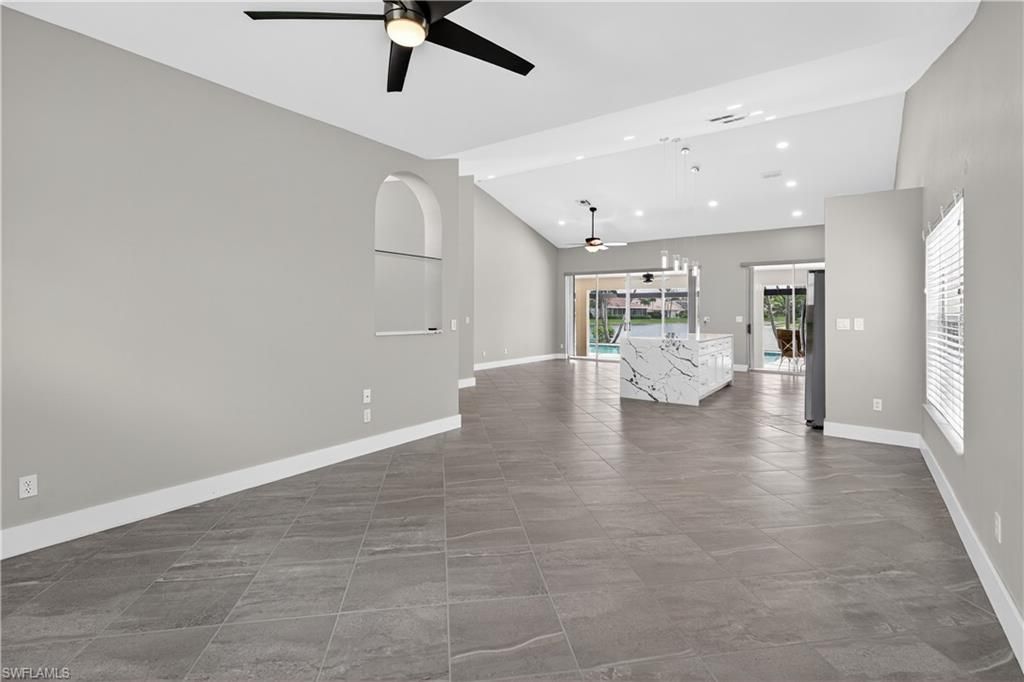 2138 E Crown Pointe Blvd , Naples, FL 34112 Photo