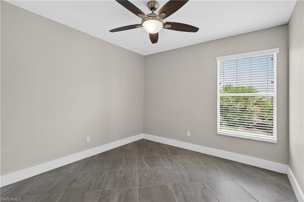 2138 E Crown Pointe Blvd , Naples, FL 34112 Photo