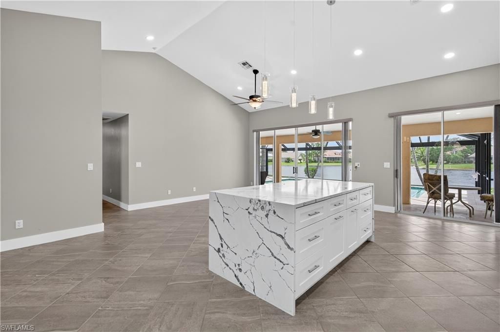 2138 E Crown Pointe Blvd , Naples, FL 34112 Photo