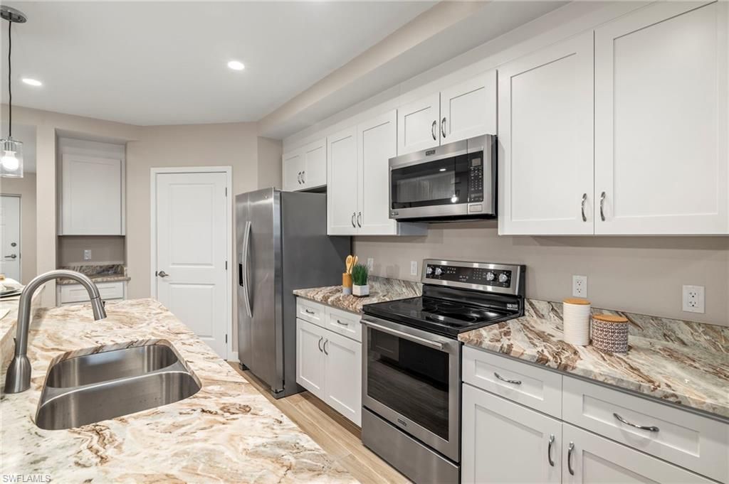 5126 Coronado Pkwy, Cape Coral, FL 33904 Photo