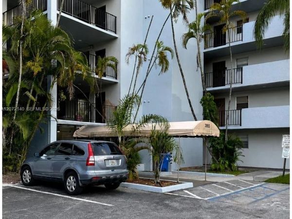 3955 N Nob Hill Rd , Unit 403, Sunrise, FL 33351