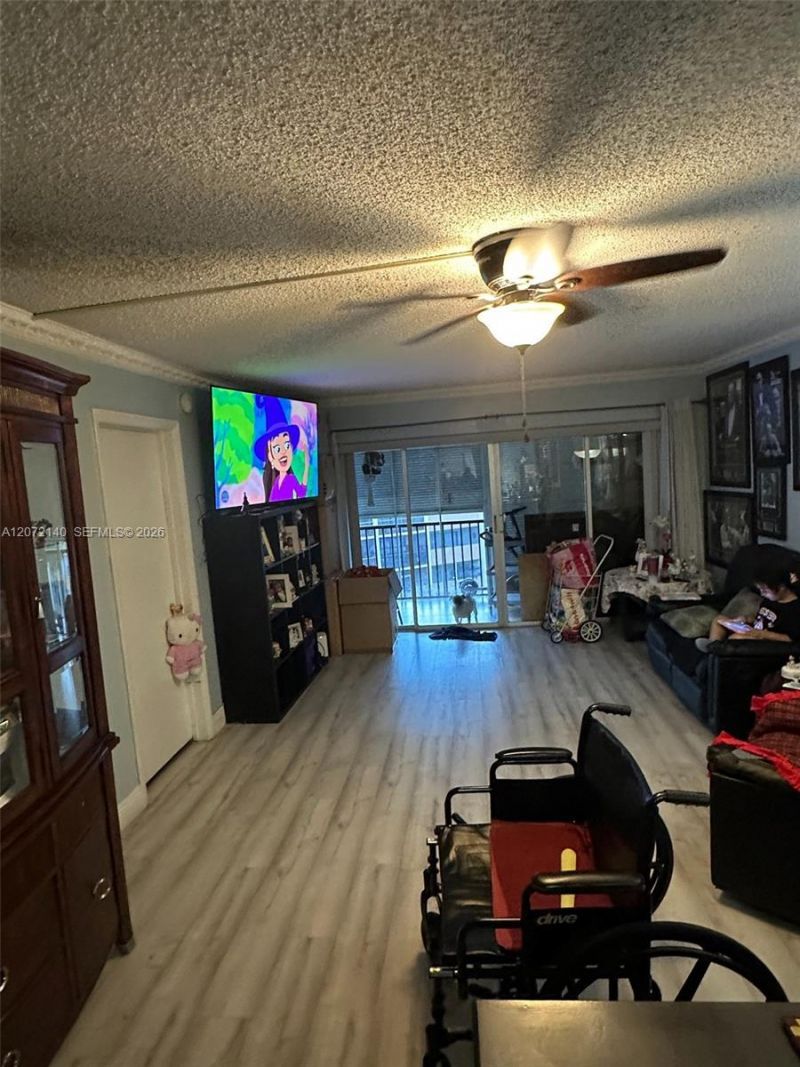 3955 N Nob Hill Rd, Unit 403, Sunrise, FL 33351 Photo