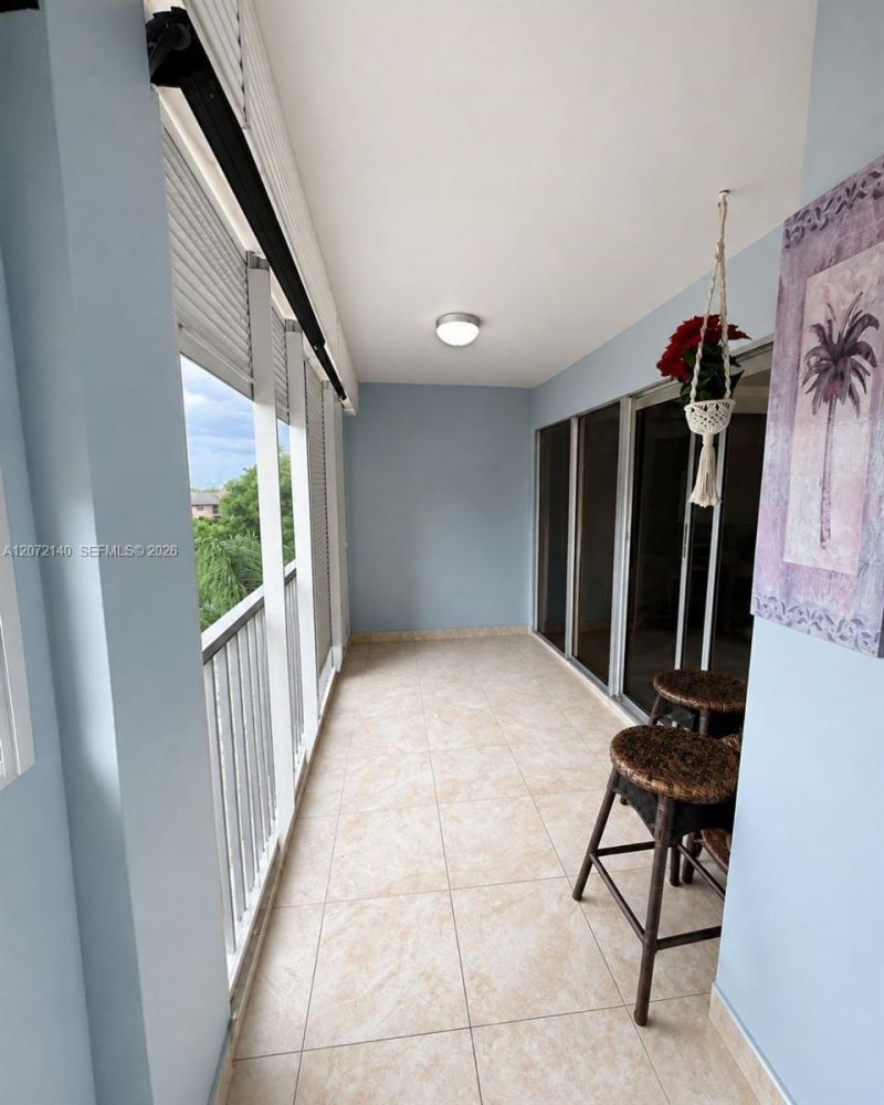 3955 N Nob Hill Rd, Unit 403, Sunrise, FL 33351 Photo