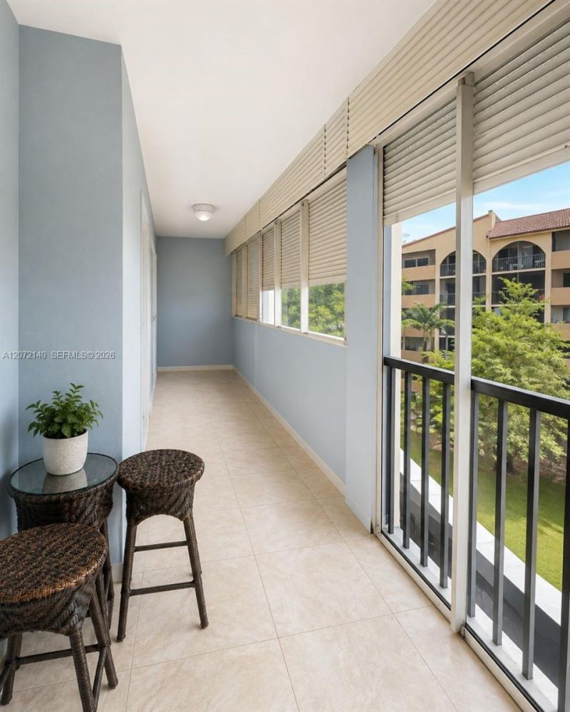 3955 N Nob Hill Rd, Unit 403, Sunrise, FL 33351 Photo