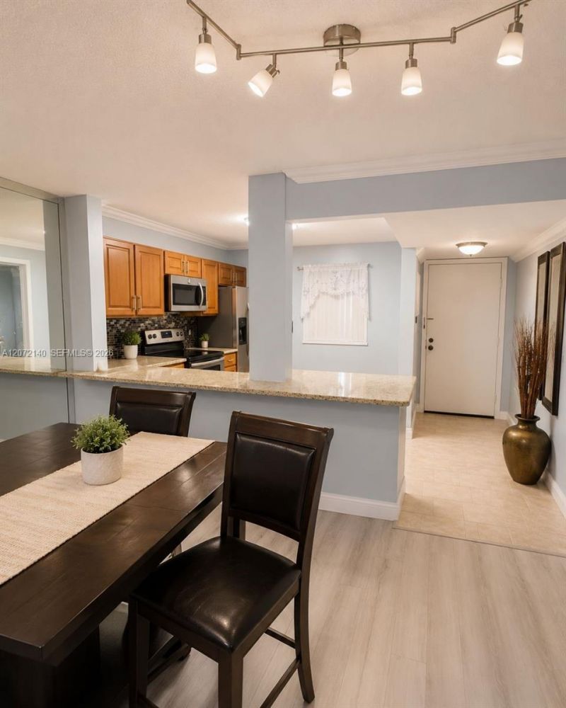3955 N Nob Hill Rd, Unit 403, Sunrise, FL 33351 Photo