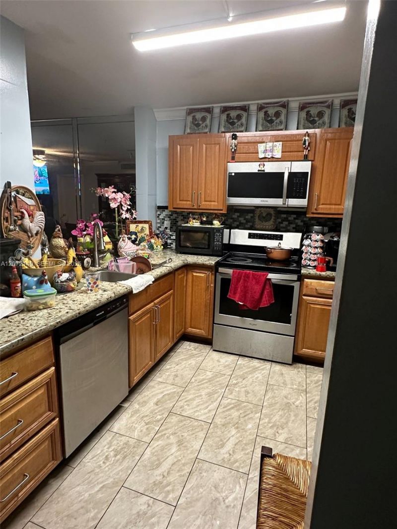 3955 N Nob Hill Rd, Unit 403, Sunrise, FL 33351 Photo