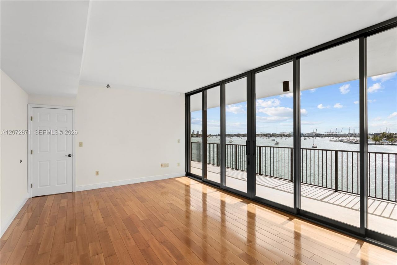 1000 Venetian Way , Unit 301/303, Miami, FL 33139 Photo
