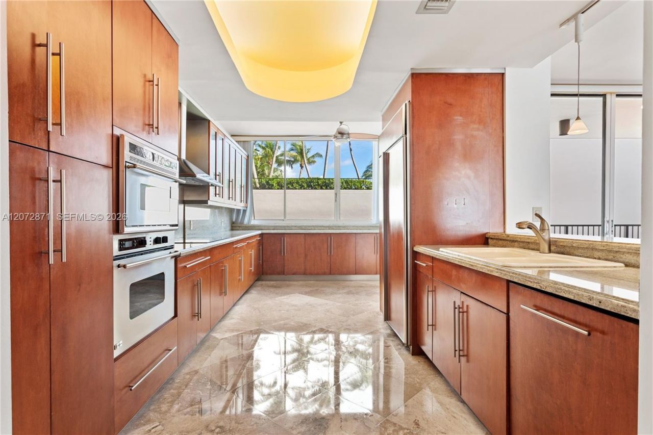 1000 Venetian Way , Unit 301/303, Miami, FL 33139 Photo