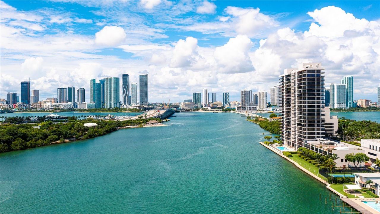 1000 Venetian Way , Unit 301/303, Miami, FL 33139 Photo